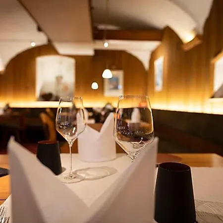 Oedhof Hotel 3*