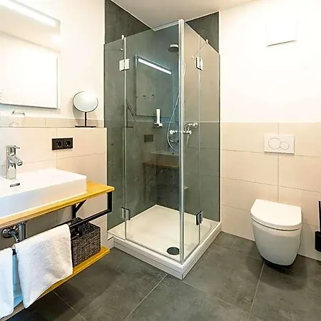 Oedhof 3*